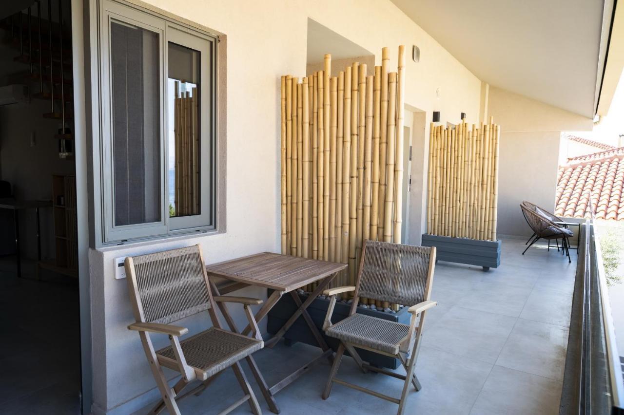 Theros Suites Dhiminio Exterior foto